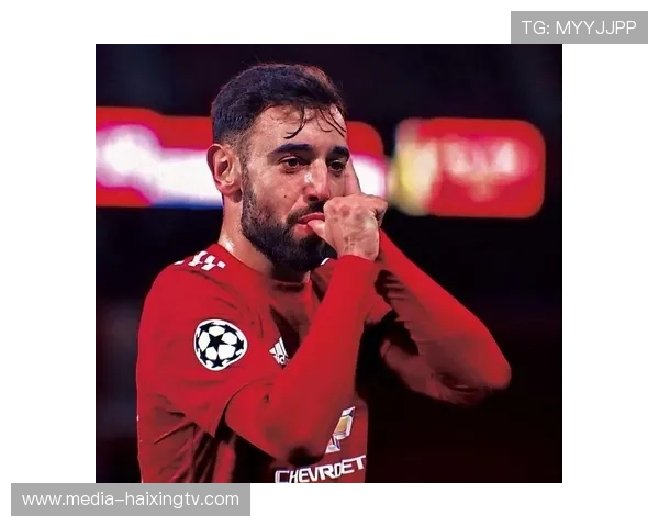 高清球星男足球头像集合展示精彩瞬间展现锋芒与实力 高清球星男足球头像集合展示精彩瞬间展现锋芒与实力